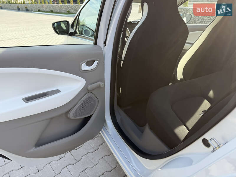 Хэтчбек Renault Zoe 2018 в Волочиске фото 18 Хэтчбек Renault Zoe 2018 в Волочиске