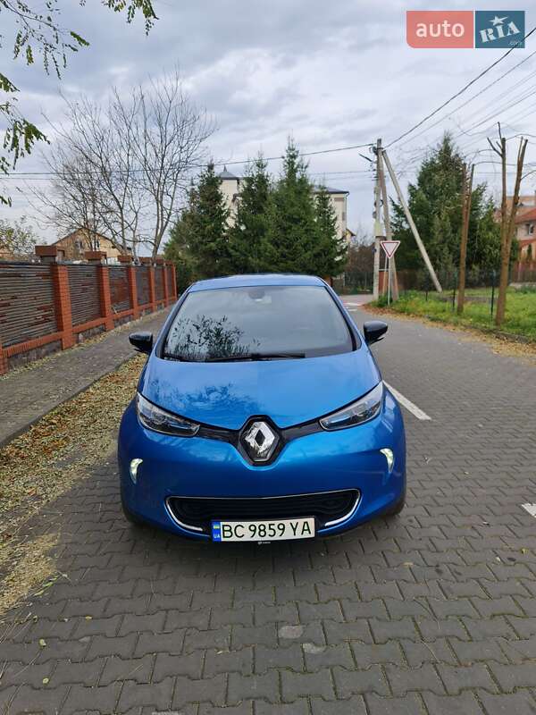 Хэтчбек Renault Zoe 2016 в Львове фото Хэтчбек Renault Zoe 2016 в Львове