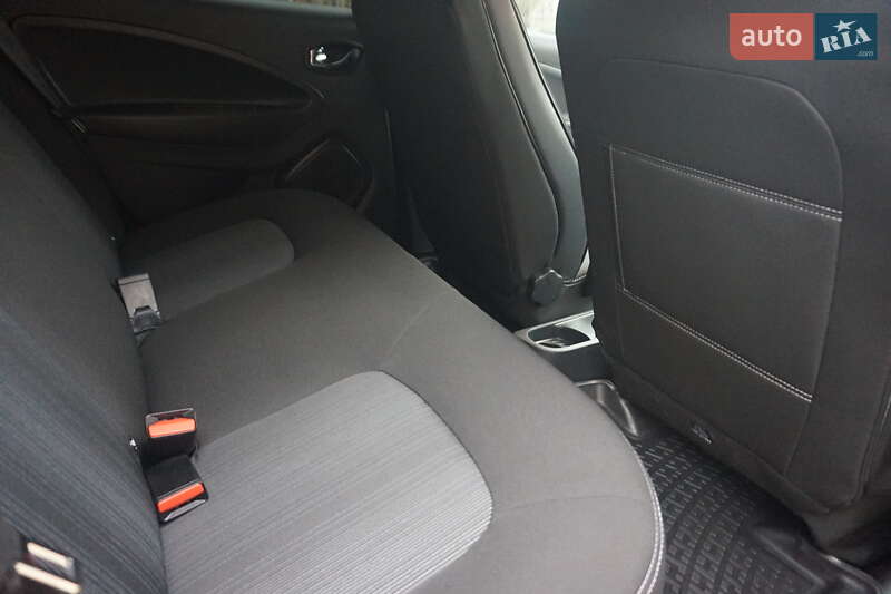 Хэтчбек Renault Zoe 2018 в Самборе фото 43 Хэтчбек Renault Zoe 2018 в Самборе