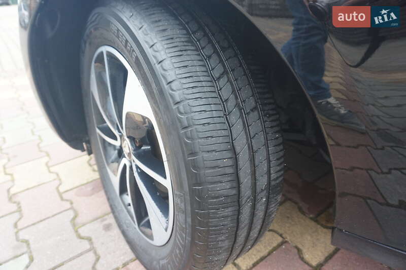 Хэтчбек Renault Zoe 2018 в Самборе фото 62 Хэтчбек Renault Zoe 2018 в Самборе