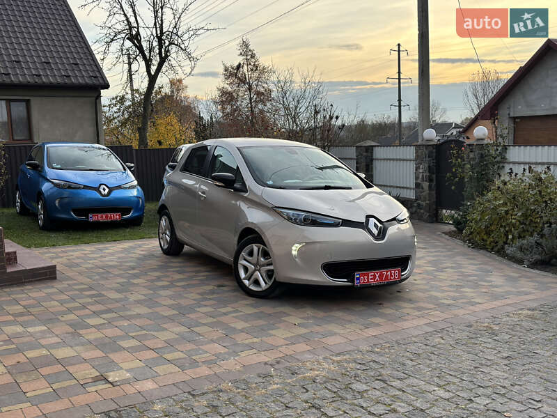 Хэтчбек Renault Zoe 2018 в Дубно