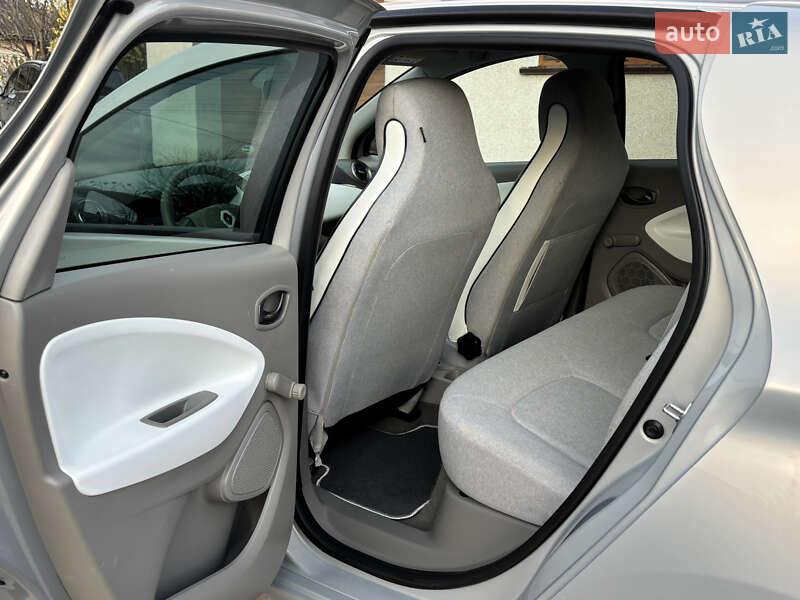 Хэтчбек Renault Zoe 2018 в Дубно