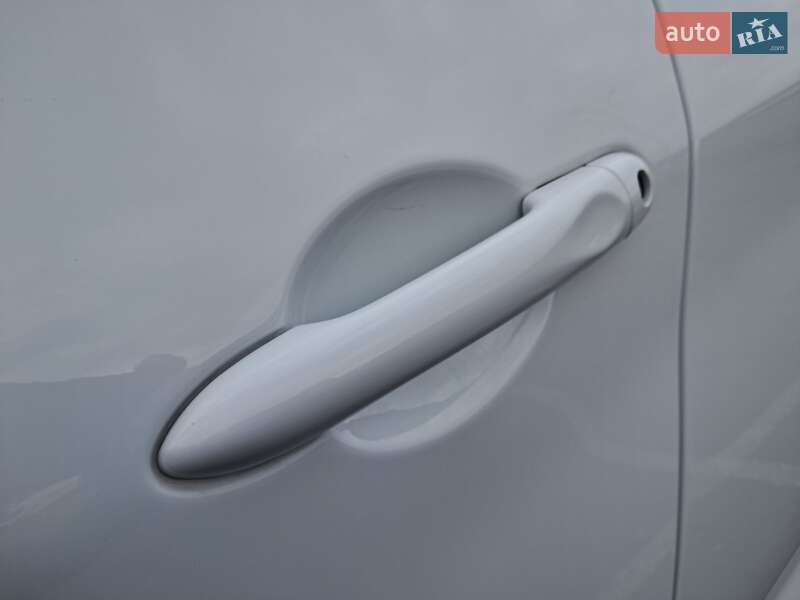 Хэтчбек Renault Zoe 2023 в Ровно фото 15 Хэтчбек Renault Zoe 2023 в Ровно