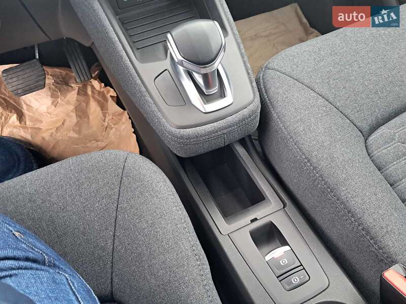 Хэтчбек Renault Zoe 2023 в Ровно фото 72 Хэтчбек Renault Zoe 2023 в Ровно