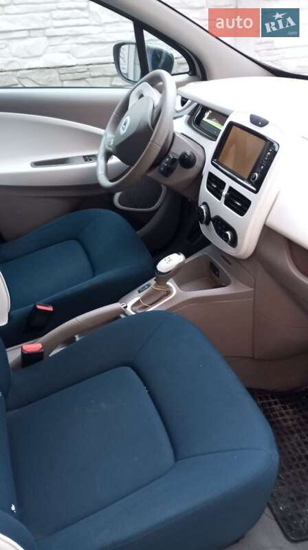 Хэтчбек Renault Zoe 2013 в Ровно фото 4 Хэтчбек Renault Zoe 2013 в Ровно