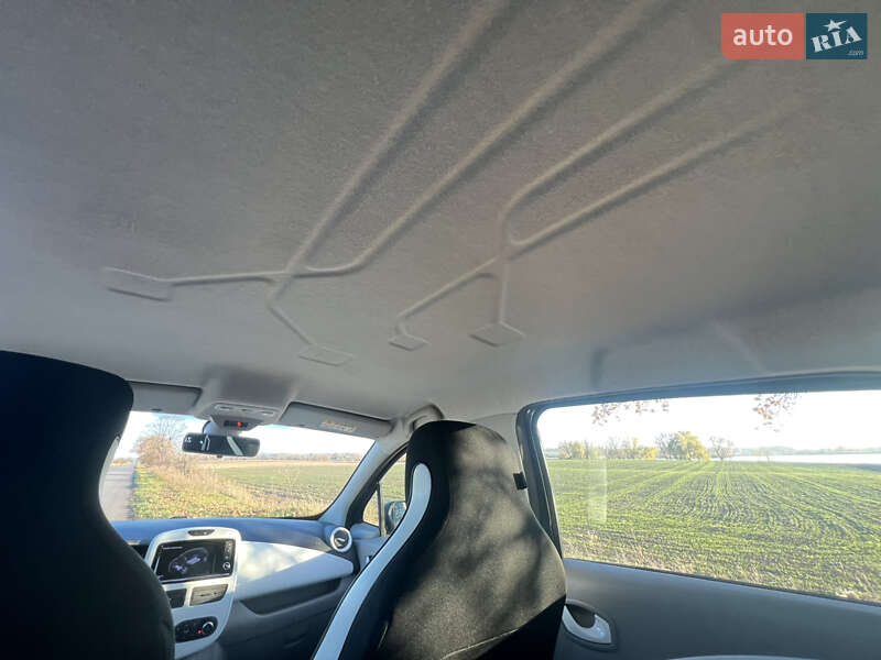 Хетчбек Renault Zoe 2017 в Демидівці