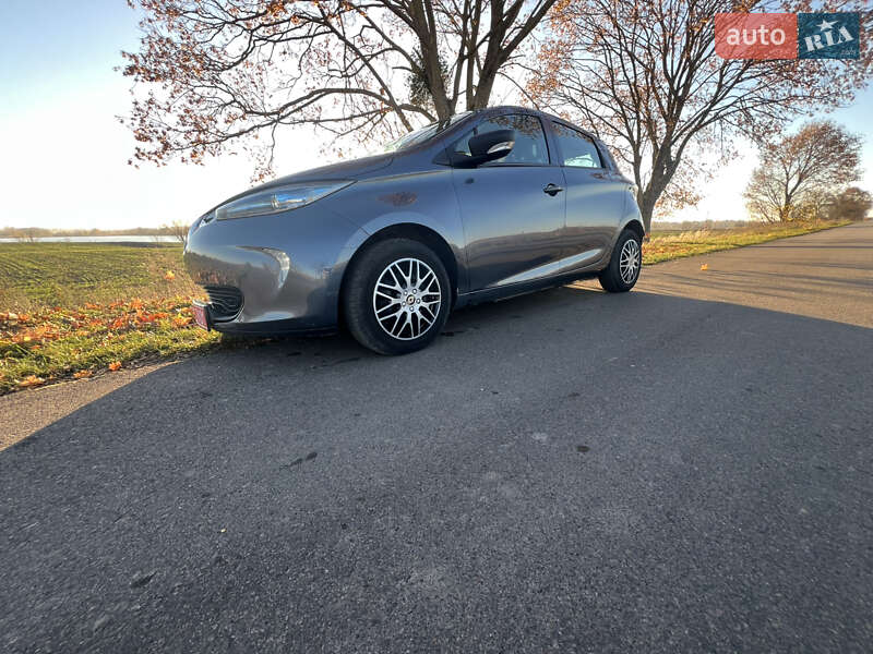Хетчбек Renault Zoe 2017 в Демидівці