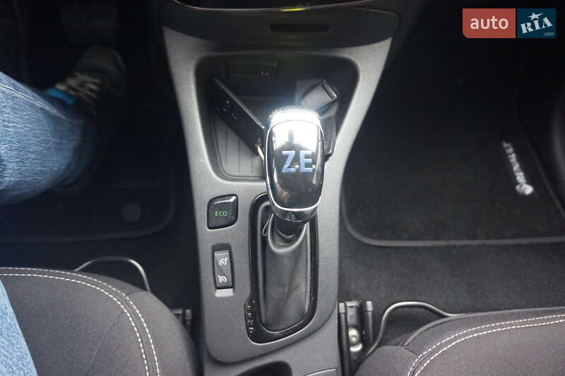 Хэтчбек Renault Zoe 2018 в Самборе фото 38 Хэтчбек Renault Zoe 2018 в Самборе