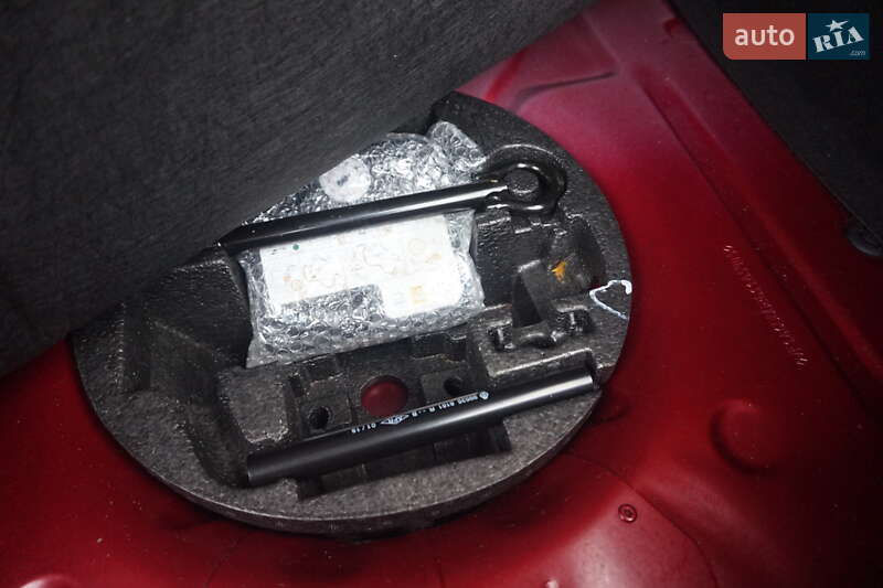 Хэтчбек Renault Zoe 2018 в Самборе фото 52 Хэтчбек Renault Zoe 2018 в Самборе