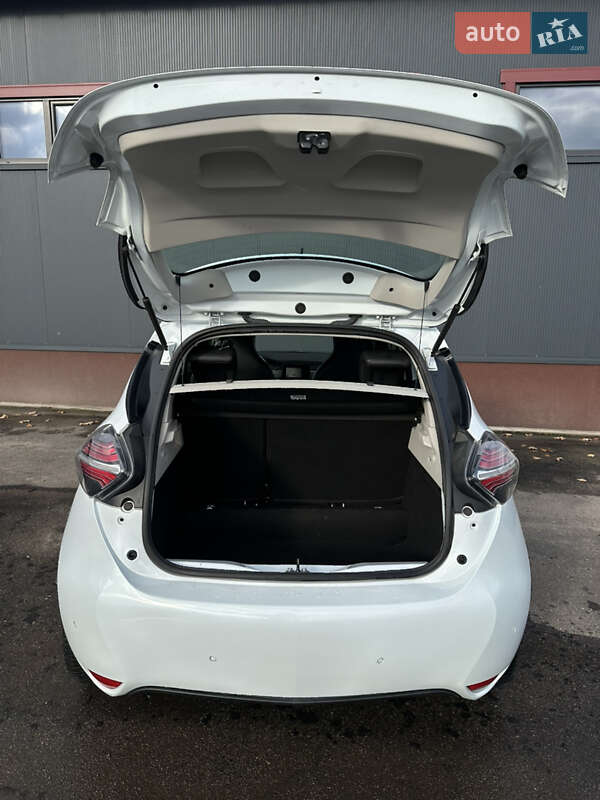 Хэтчбек Renault Zoe 2020 в Долине