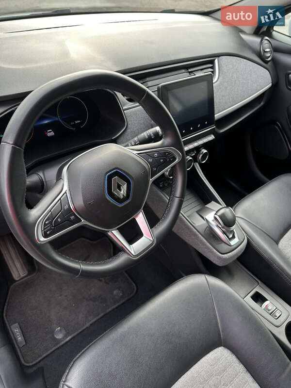 Хэтчбек Renault Zoe 2020 в Долине