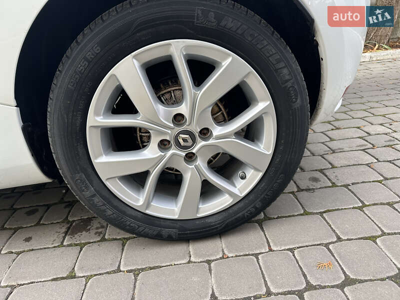 Хэтчбек Renault Zoe 2019 в Дубно фото 17 Хэтчбек Renault Zoe 2019 в Дубно
