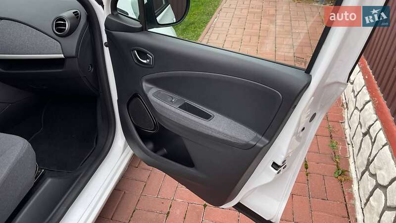 Хетчбек Renault Zoe 2021 в Києві фото 18 Хетчбек Renault Zoe 2021 в Києві