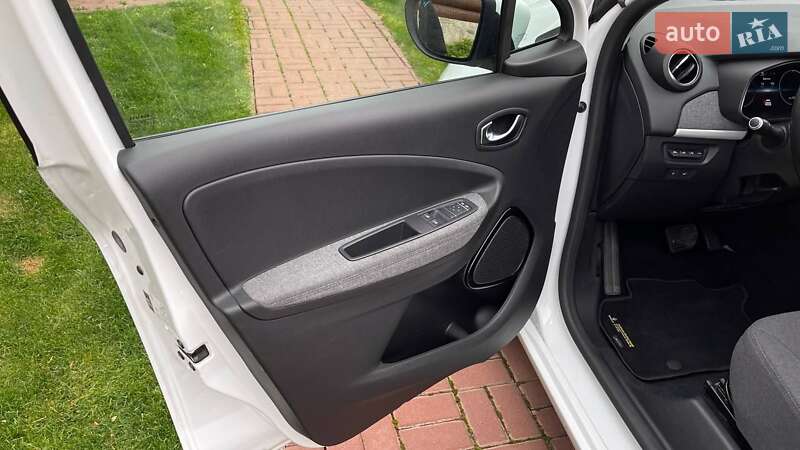 Хетчбек Renault Zoe 2021 в Києві фото 23 Хетчбек Renault Zoe 2021 в Києві