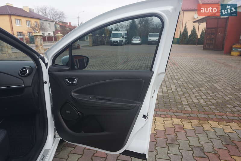 Хэтчбек Renault Zoe 2020 в Самборе