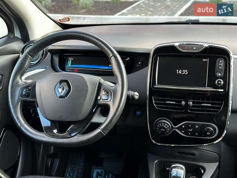 Хетчбек Renault Zoe 2017 в Дубні