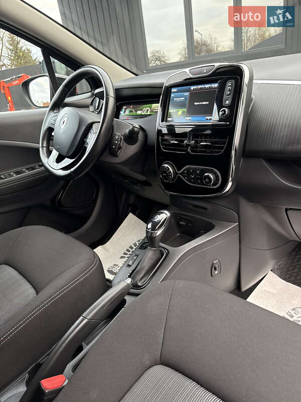 Хэтчбек Renault Zoe 2019 в Дрогобыче фото 34 Хэтчбек Renault Zoe 2019 в Дрогобыче