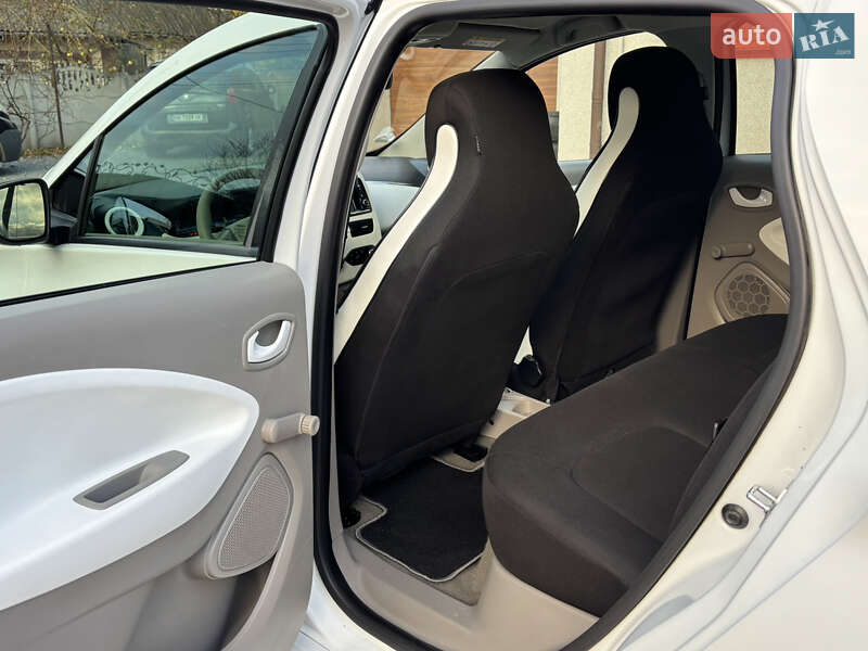 Хэтчбек Renault Zoe 2016 в Дубно фото 12 Хэтчбек Renault Zoe 2016 в Дубно