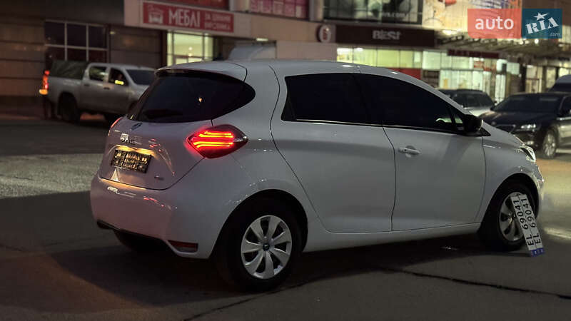 Хэтчбек Renault Zoe 2020 в Полтаве фото 13 Хэтчбек Renault Zoe 2020 в Полтаве