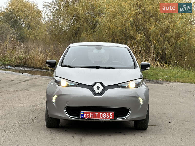 Хэтчбек Renault Zoe 2015 в Дубно