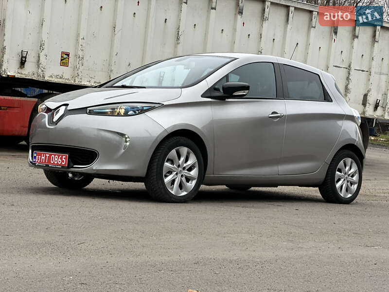 Хэтчбек Renault Zoe 2015 в Дубно