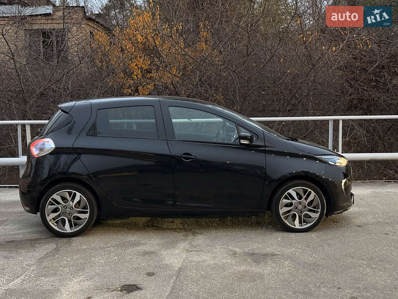 Хэтчбек Renault Zoe 2017 в Киеве