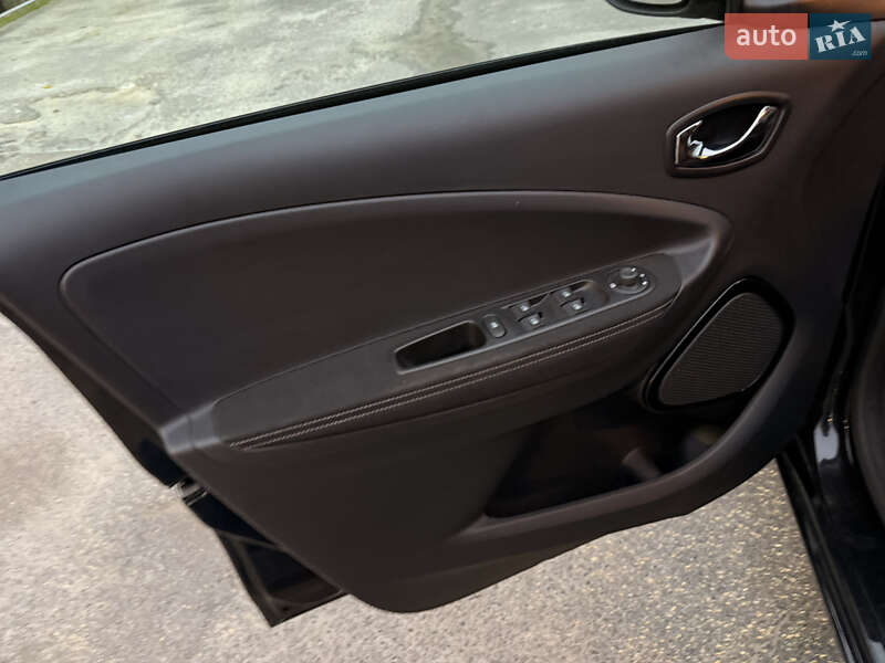 Хэтчбек Renault Zoe 2017 в Киеве