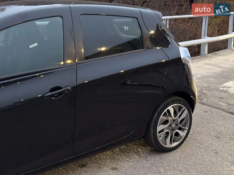 Хэтчбек Renault Zoe 2017 в Киеве