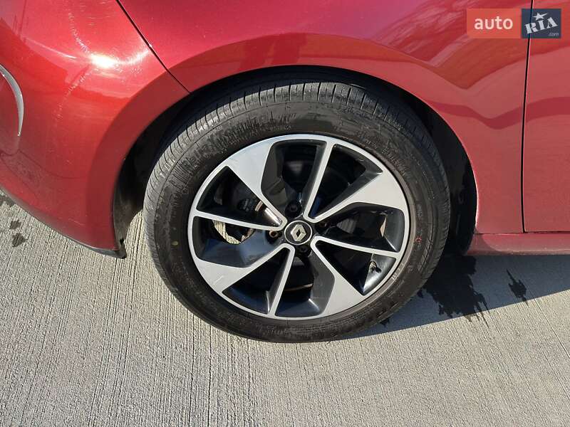 Хэтчбек Renault Zoe 2018 в Луцке