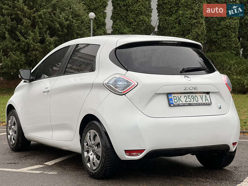 Хетчбек Renault Zoe 2015 в Рівному