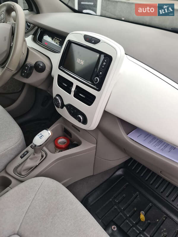 Хэтчбек Renault Zoe 2019 в Одессе фото 8 Хэтчбек Renault Zoe 2019 в Одессе
