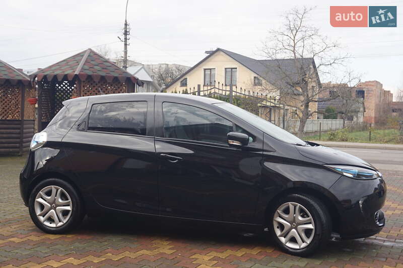 Хэтчбек Renault Zoe 2016 в Самборе