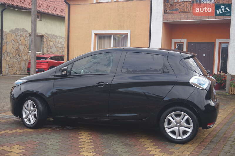 Хэтчбек Renault Zoe 2016 в Самборе