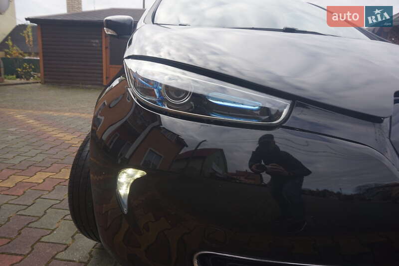 Хэтчбек Renault Zoe 2016 в Самборе