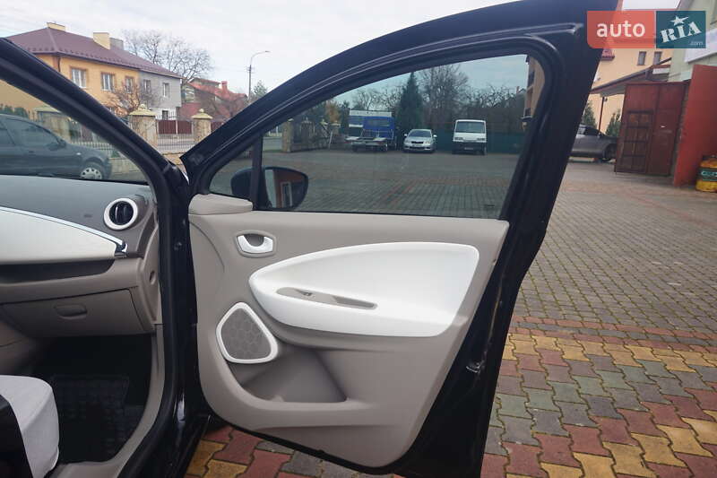 Хэтчбек Renault Zoe 2016 в Самборе