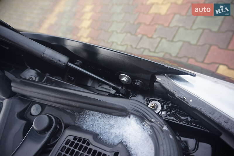 Хэтчбек Renault Zoe 2016 в Самборе