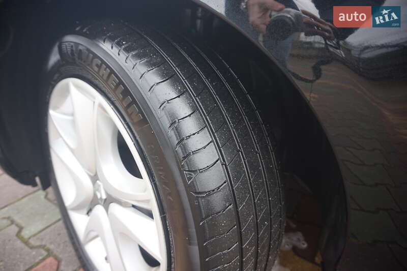 Хэтчбек Renault Zoe 2016 в Самборе