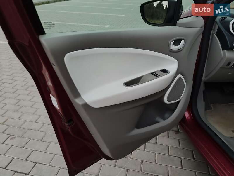 Хетчбек Renault Zoe 2017 в Львові фото 63 Хетчбек Renault Zoe 2017 в Львові