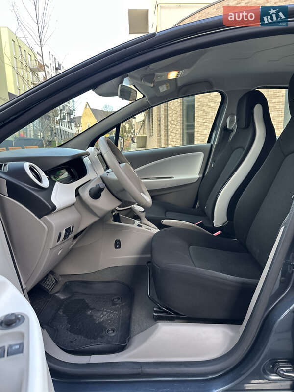 Хетчбек Renault Zoe 2017 в Львові