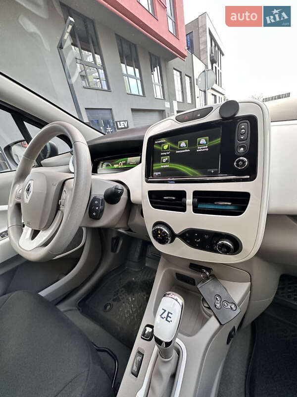 Хетчбек Renault Zoe 2017 в Львові