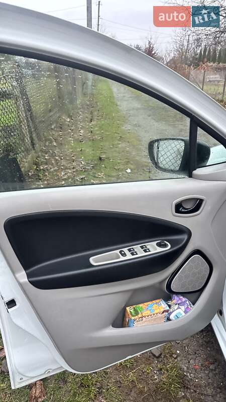 Хетчбек Renault Zoe 2016 в Львові фото 7 Хетчбек Renault Zoe 2016 в Львові