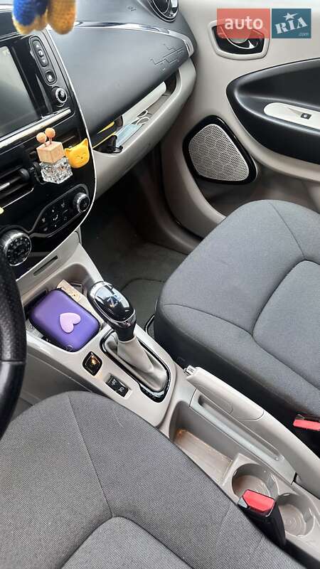 Хетчбек Renault Zoe 2016 в Львові фото 10 Хетчбек Renault Zoe 2016 в Львові