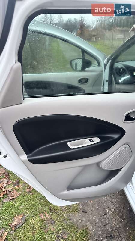 Хетчбек Renault Zoe 2016 в Львові фото 11 Хетчбек Renault Zoe 2016 в Львові
