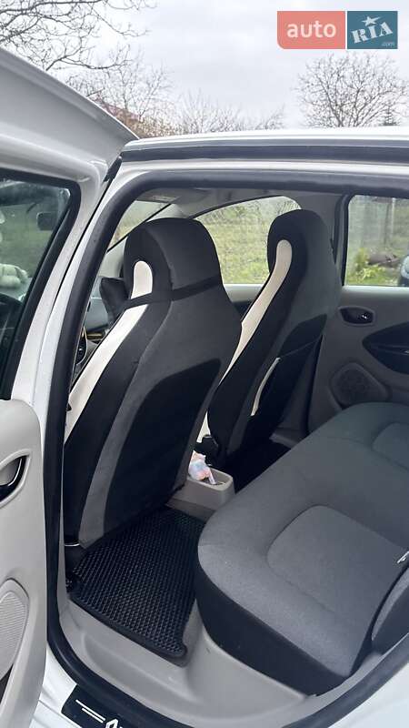 Хетчбек Renault Zoe 2016 в Львові фото 15 Хетчбек Renault Zoe 2016 в Львові