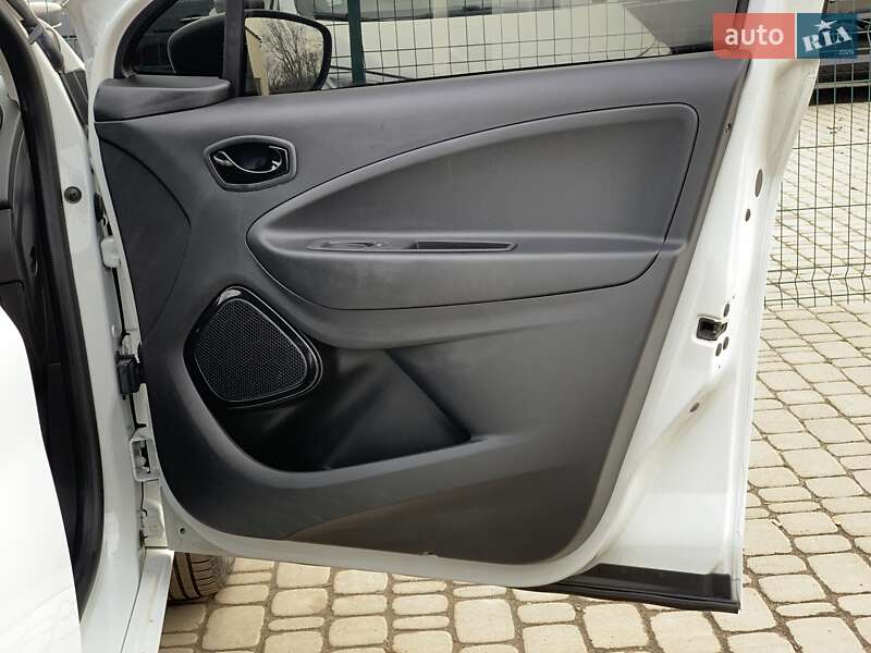 Хэтчбек Renault Zoe 2020 в Бердичеве фото 32 Хэтчбек Renault Zoe 2020 в Бердичеве