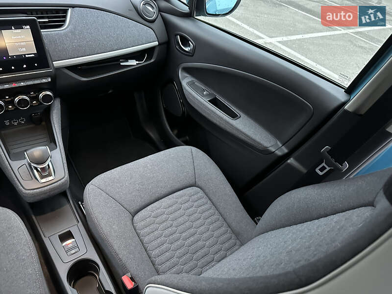 Хэтчбек Renault Zoe 2021 в Киеве