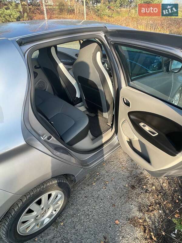 Хэтчбек Renault Zoe 2014 в Львове фото 13 Хэтчбек Renault Zoe 2014 в Львове