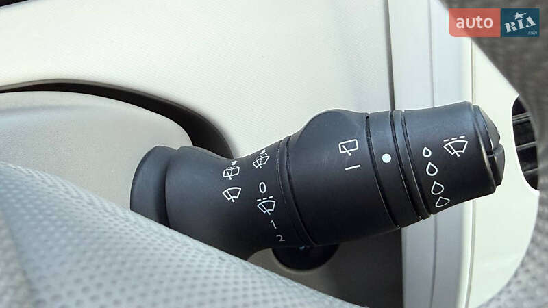 Хэтчбек Renault Zoe 2019 в Николаеве фото 30 Хэтчбек Renault Zoe 2019 в Николаеве