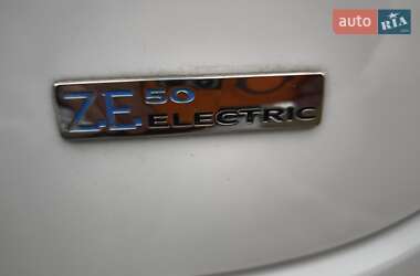 Хэтчбек Renault Zoe 2020 в Киеве