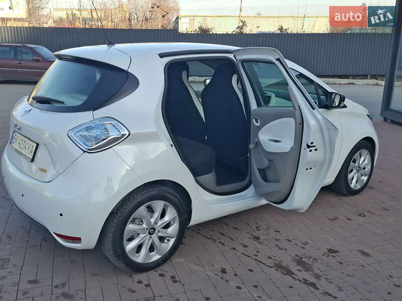 Хэтчбек Renault Zoe 2018 в Ровно